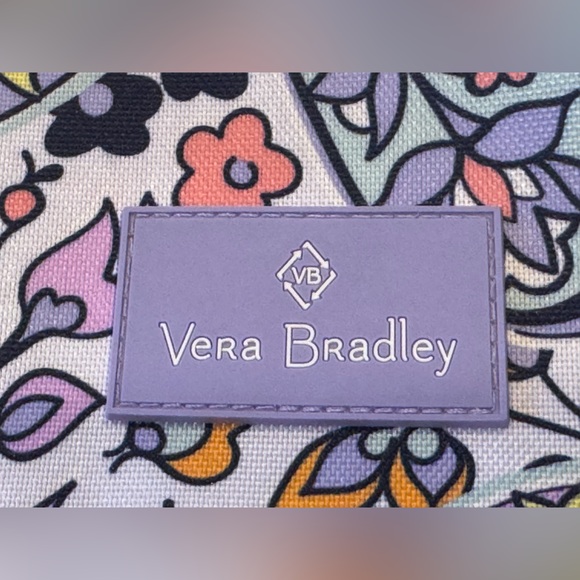 Vera Bradley Messenger/Crossbody Women's Bag - Picture 13 of 13